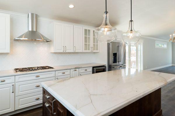 Brand new kitchen with a sharp finish