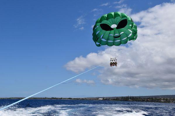 Beautiful day for parasailing in Kona, Hawaii with UFO Parasailing