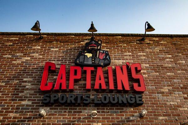 Captain's Sports bar restaurant