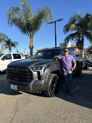 Matt's 2024 Tundra!