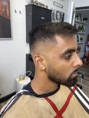 High bald fade//shears on top