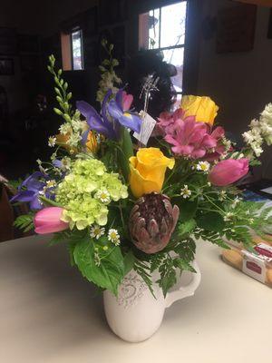 Thank you, Sutcliffe, for your beautiful arrangement!!