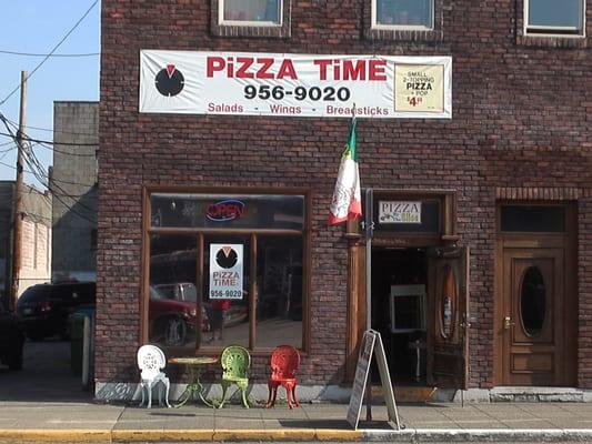 Come see us for great carry out pizza, or just try a slice.