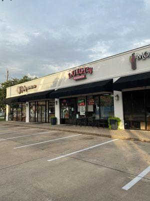 The storefront of Luigi's Bellaire