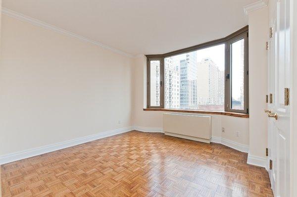 400 E 90th St Condo 2 bed/ 2 bath Sold