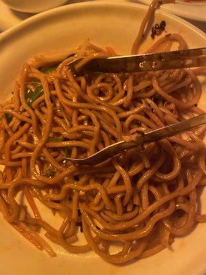 Veg Lo Mein - ok but not flavorful at all very bland