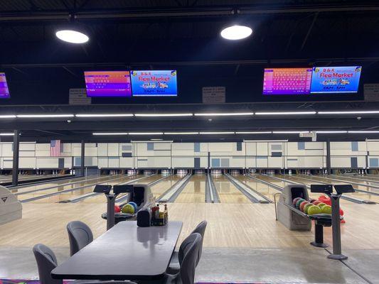 Bowling lanes