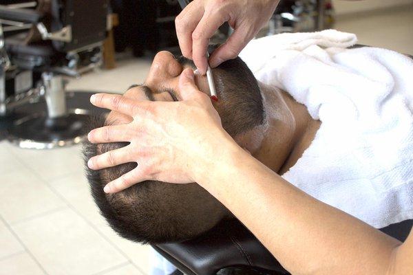 Straight Razor Beard Trim