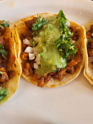 Tacos al pastor.