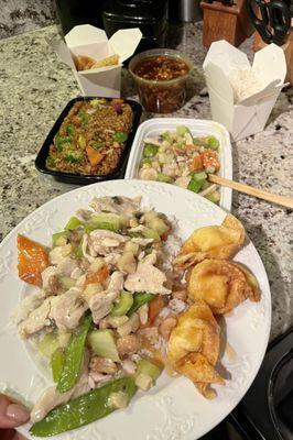 Cashew Chicken, Hot n Hot & Sour Soup, Vegetable Fried Rice, Crab Rangoon