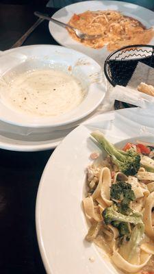 Vegetarian Pasta Primavera, 1/2 of Alfredo dipping sauce, lobster ravioli