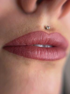 Lip blush