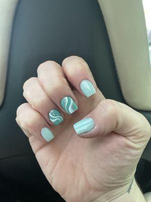 Dip nails with design