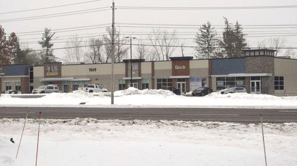 A view of the plaza that houses Reeds Jewelers