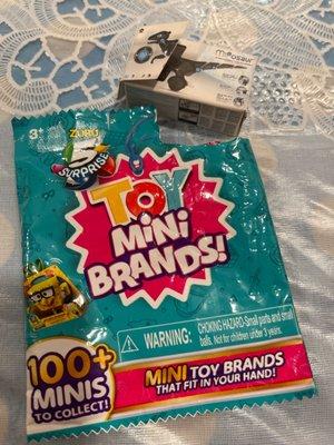 ZURU 5 surprise toy mini brands! ( only one tiny toy in the bag)