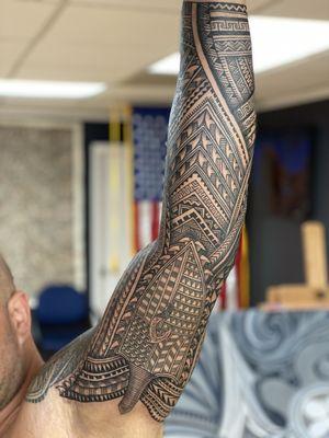 shark teeth Hawaiian war club design full sleeve. by @samoan_mike