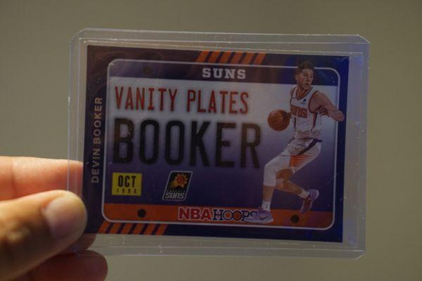 NBA hoops 2020/2021 Vanity Plates insert Devin Booker card *8/1/2021