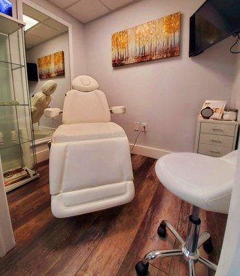 Dr. Gill has created an all in one place for all of your aesthetic and rejuvenating needs!