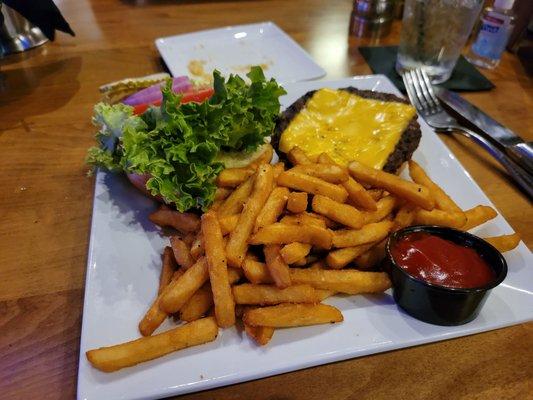 Angus cheeseburger with Thunder fries