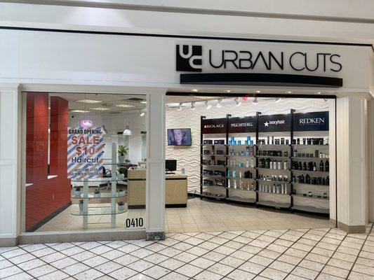 Exterior Entrance Urban Cuts