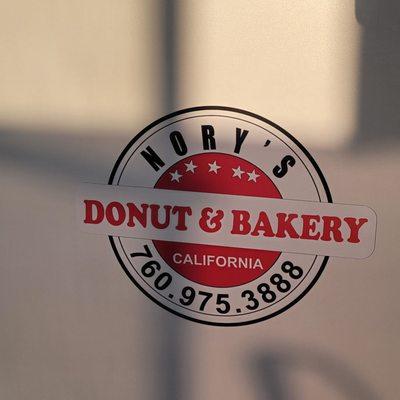 Nory's Donut & Bakery - 760-975-3888