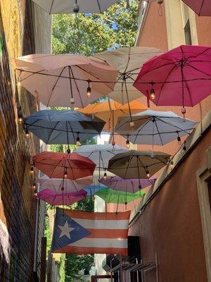 Outside patio seating. Giving old San Juan Vibes.