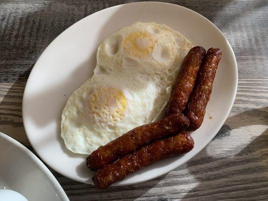 Sausage links and 2 eggs