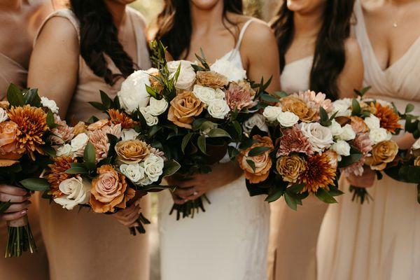 When it comes to wedding flowers in Naples, Naples Florist is the best