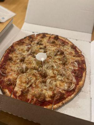 14" Thin Crust with sausage and onions