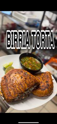 BIRRIA TORTA