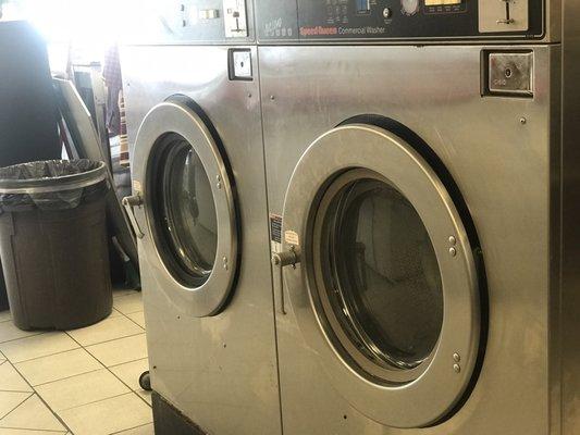 Blairstone Coin Laundry