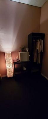 Mini-fridge & dim-lighting in the massage room