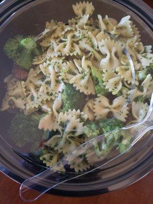 Bowtie pasta w/ broccoli