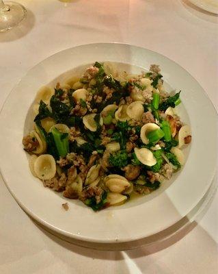 Orecchiette con Salsiccia e Broccoli di Rabe