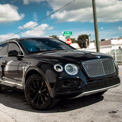 Bentley Bentayga ! Who's the only rental company with the new Bentley truck ? Call to reserve