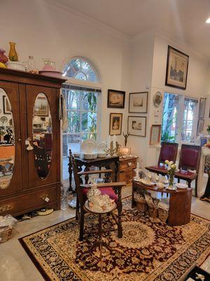 Not just antiques but authentic finds from Art Deco and Mid Century as well.