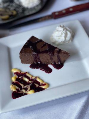 Flourless chocolate cake