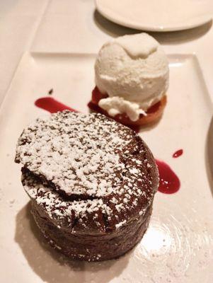 Roy 's Melting Hot Chocolate Souffle