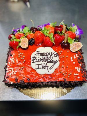 Chocolate-Strawberry cake