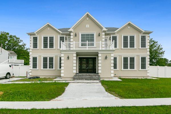 Best Sale In Hicksville 1.5 Million