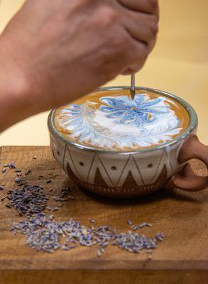 Lavender Latte- Start your day with a medium-dark latte

House Lavender Syrup, Oat Milk, Blue Matcha