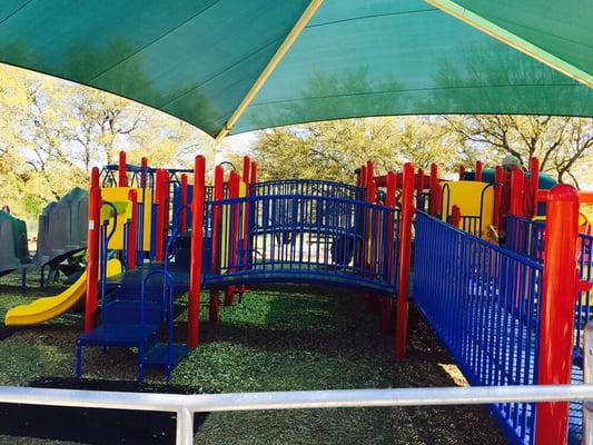 Note the playscape cover. Shade galore.