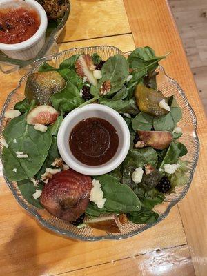 Blackberry & Roasted Beet Salad