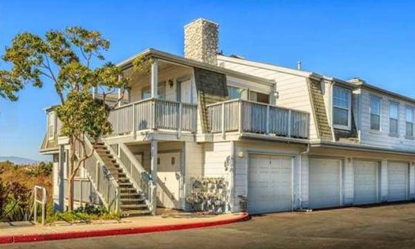 Via Manos - Oceanside Condo