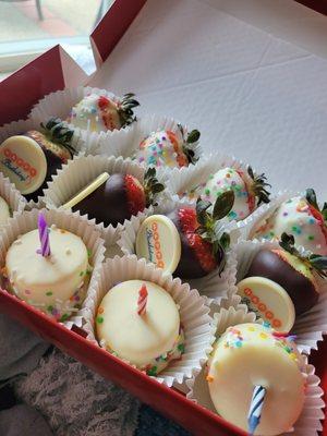 Hand-Dipped White and Semisweet Chocolate Strawberries Box w/ white dipped pineapple!