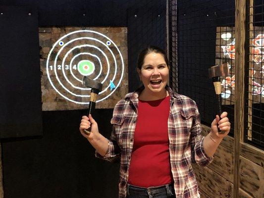 How can you NOT wear flannel to throw axes?!!!