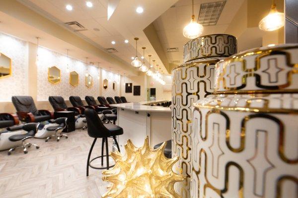 LEVEL Nail Lounge