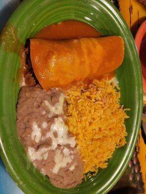 Beef enchilada w/ rice and beans