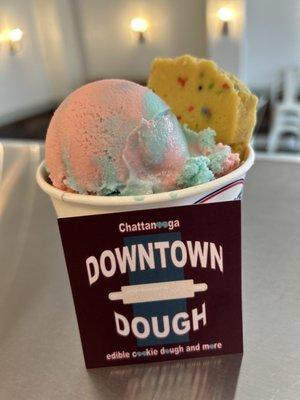 Party Cake cookie dough with cotton candy ice cream combo