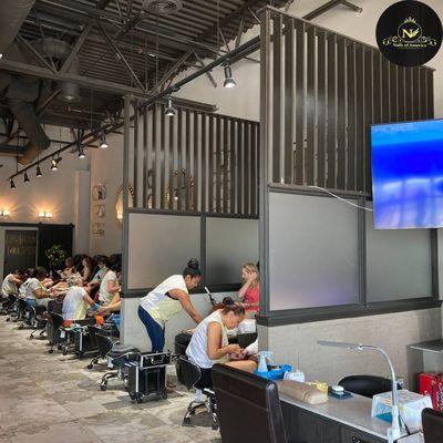 Discover Tranquil Elegance: Experience the Luxurious Oasis at Nails Of America!